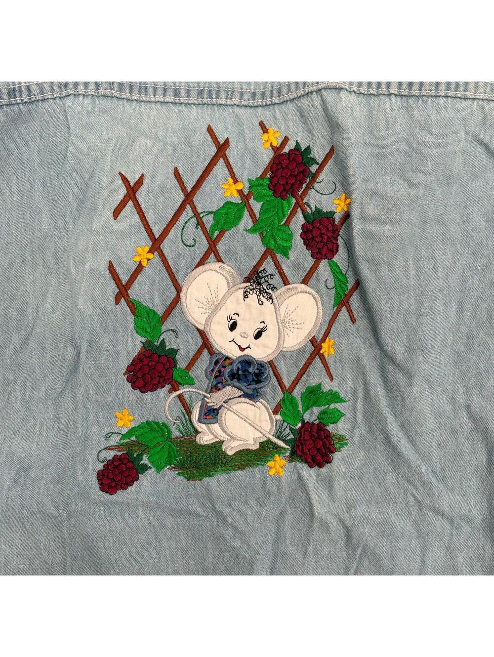 Vintage Raspberry Mouse Embroidered Cotton Light Wash Denim Button Up Size 2XL